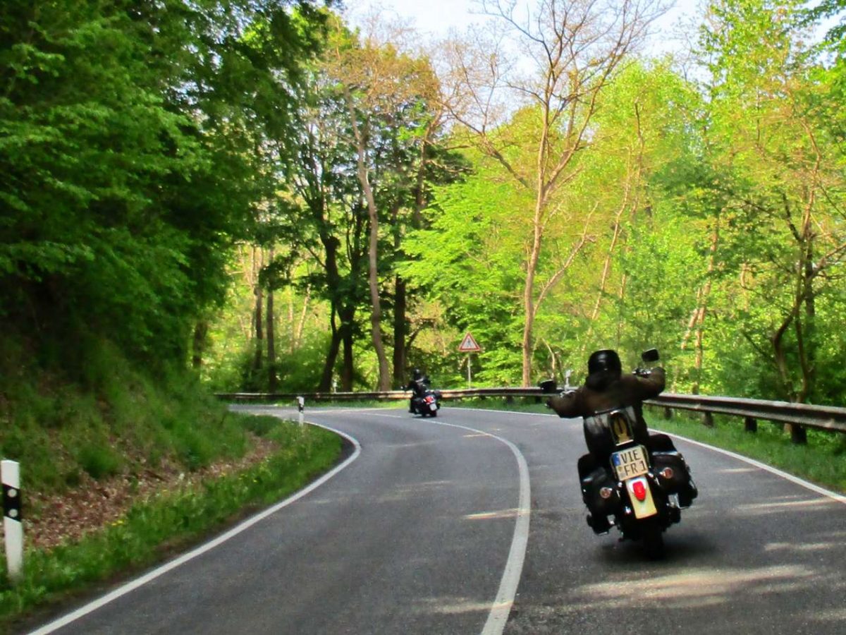 Spannende Motorradtouren Rheinland Pfalz Bild